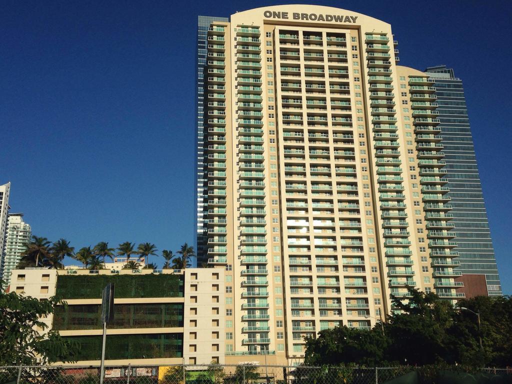 Lyx Suites At One Broadway In Brickell Miami Exteriér fotografie