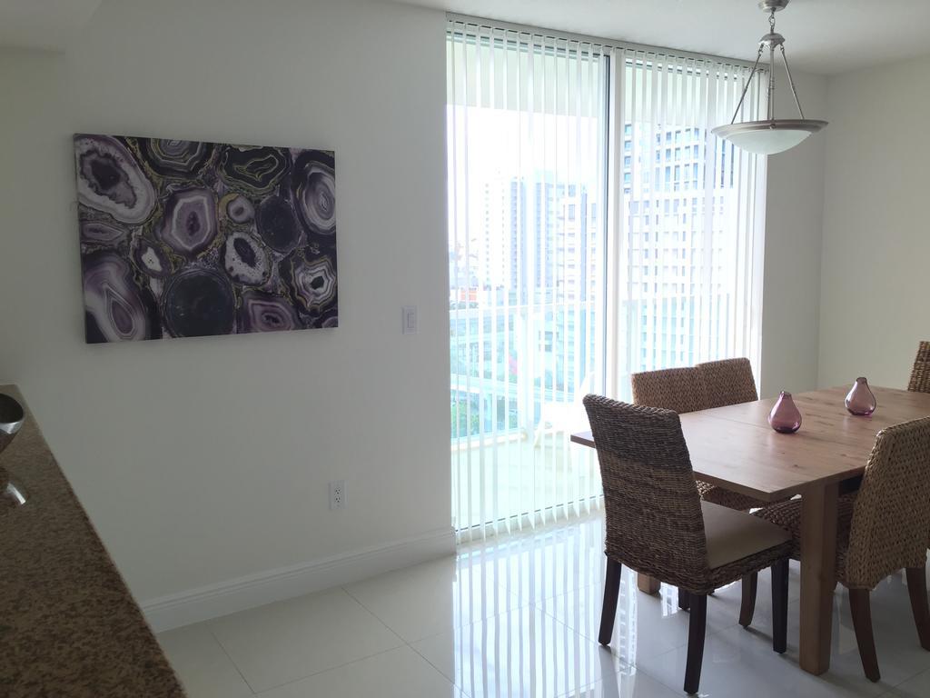 Lyx Suites At One Broadway In Brickell Miami Exteriér fotografie