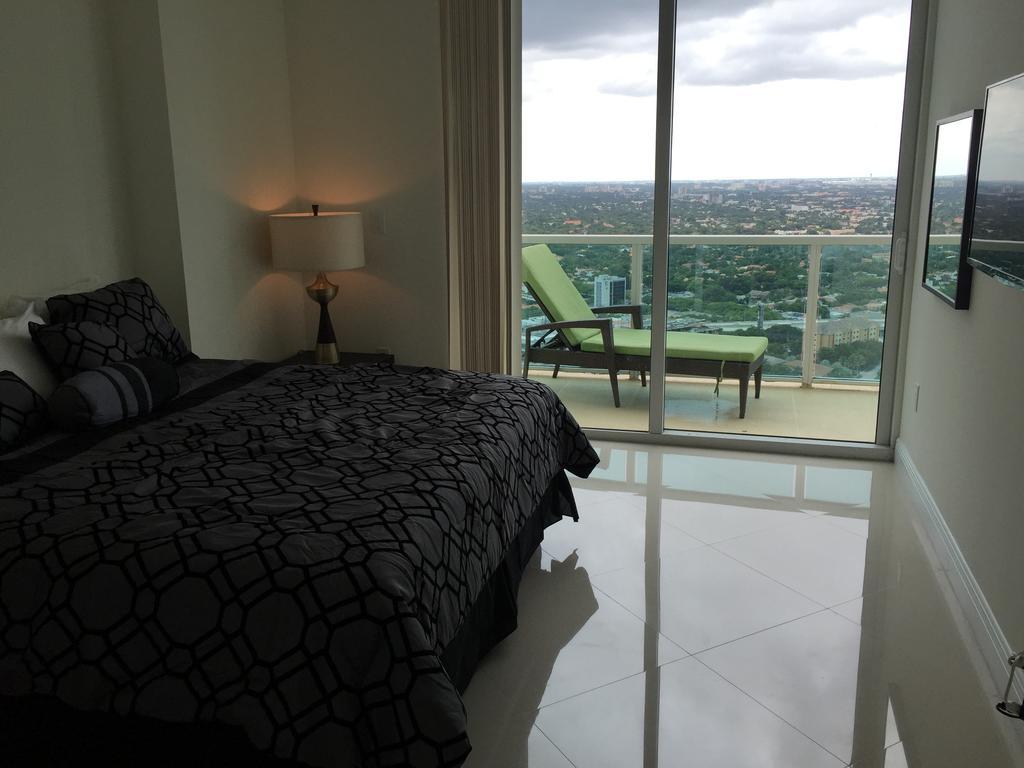 Lyx Suites At One Broadway In Brickell Miami Exteriér fotografie