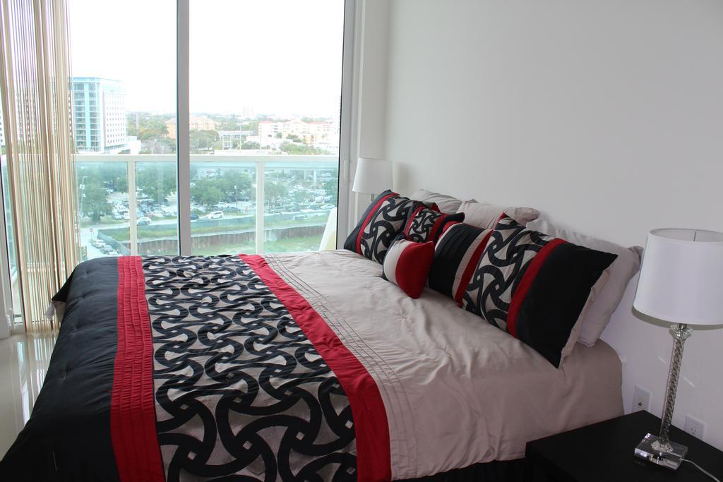 Lyx Suites At One Broadway In Brickell Miami Exteriér fotografie