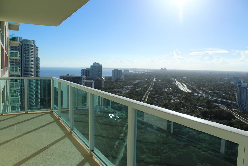 Lyx Suites At One Broadway In Brickell Miami Exteriér fotografie