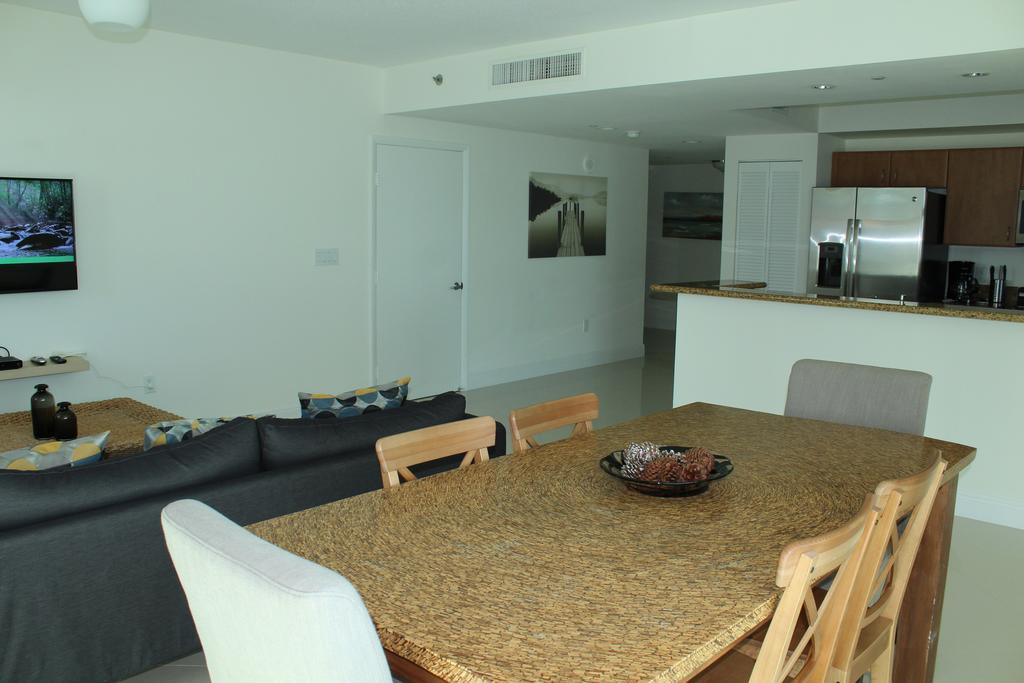 Lyx Suites At One Broadway In Brickell Miami Exteriér fotografie