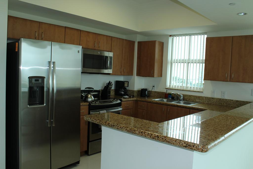 Lyx Suites At One Broadway In Brickell Miami Exteriér fotografie