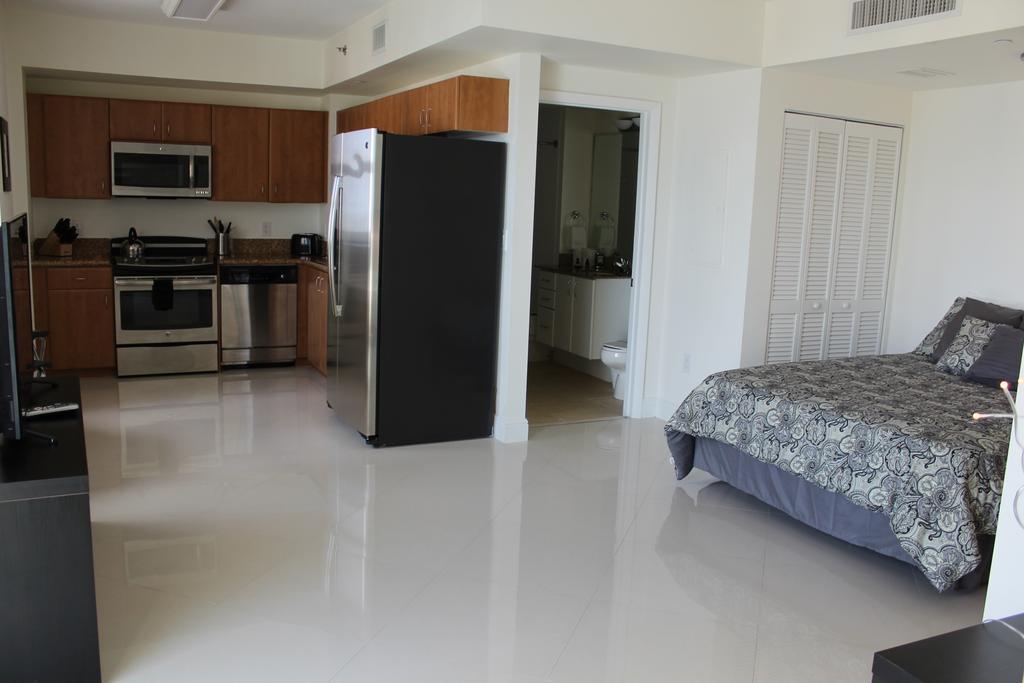 Lyx Suites At One Broadway In Brickell Miami Exteriér fotografie